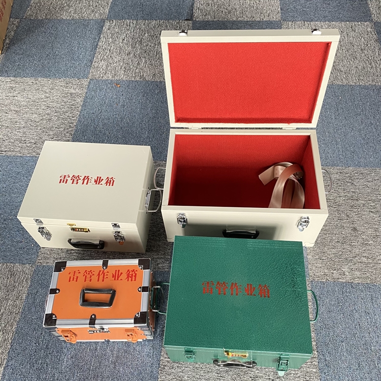 香洲爆破工程作业箱如何选择？玻璃钢与传统材质的全面对比